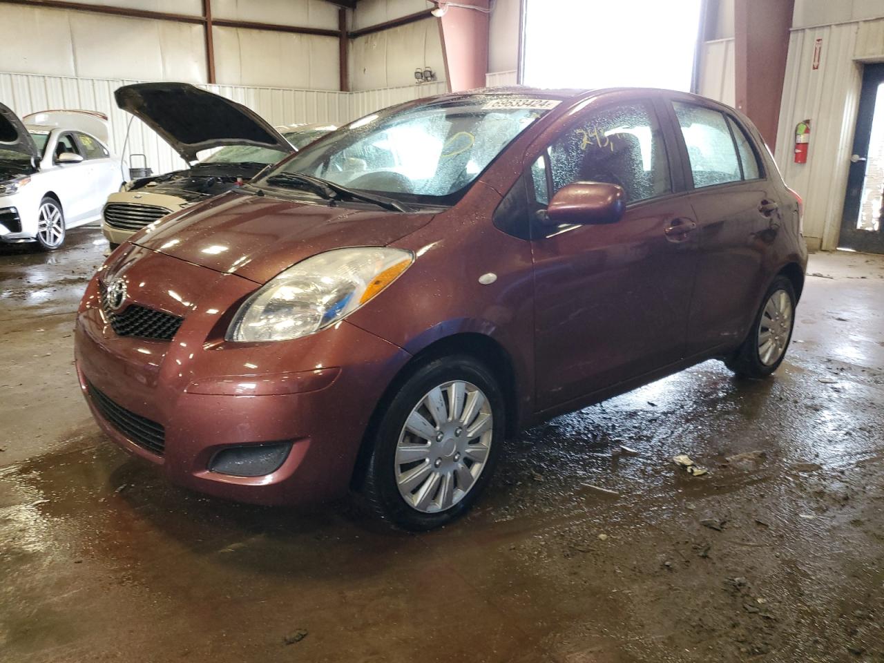 TOYOTA Yaris 2009