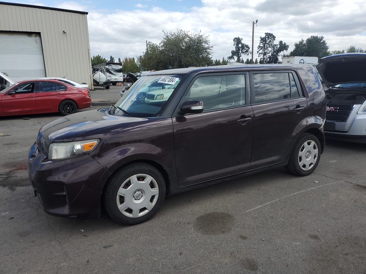 TOYOTA SCION XB 2011