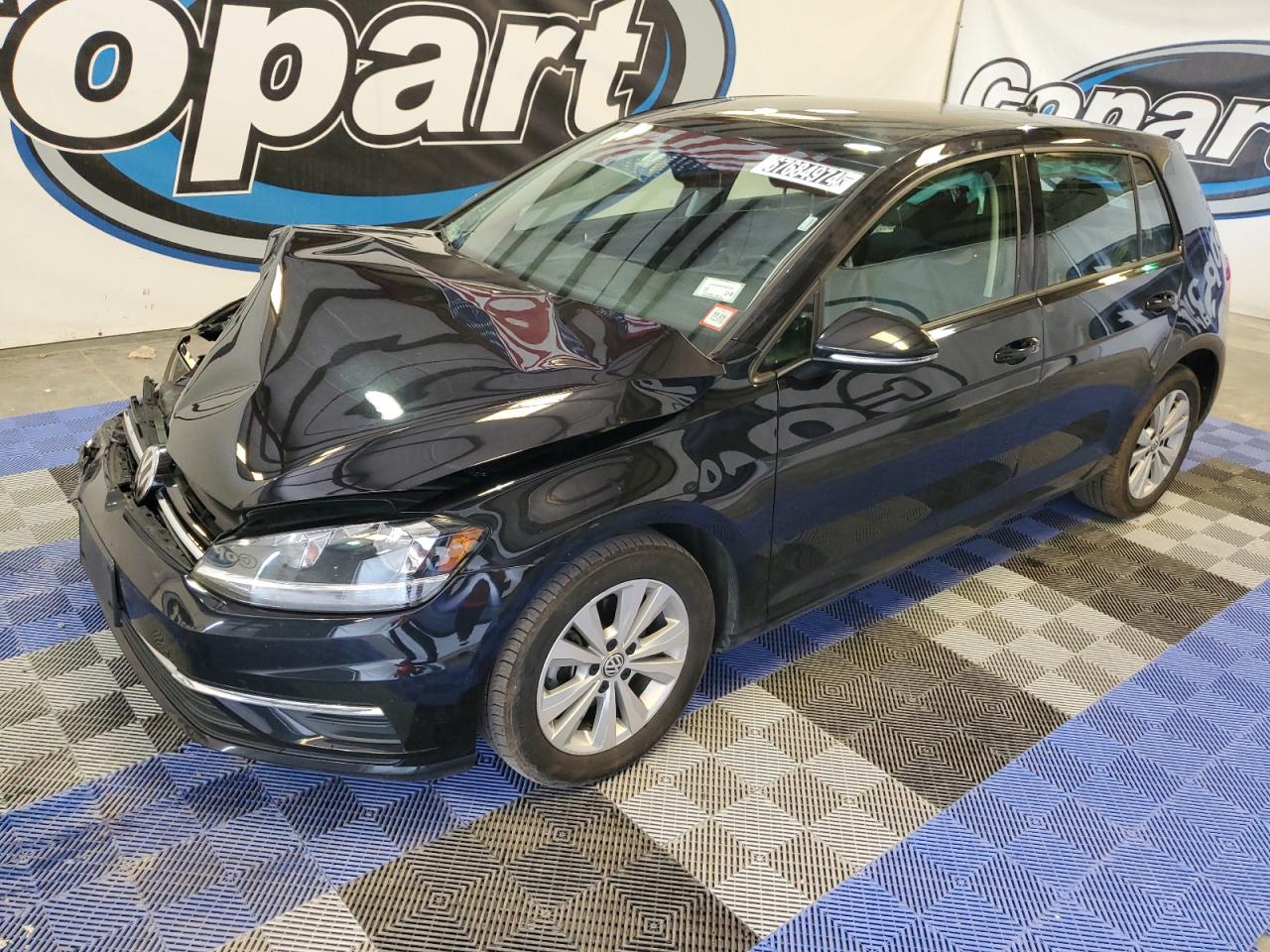 VOLKSWAGEN GOLF 2021
