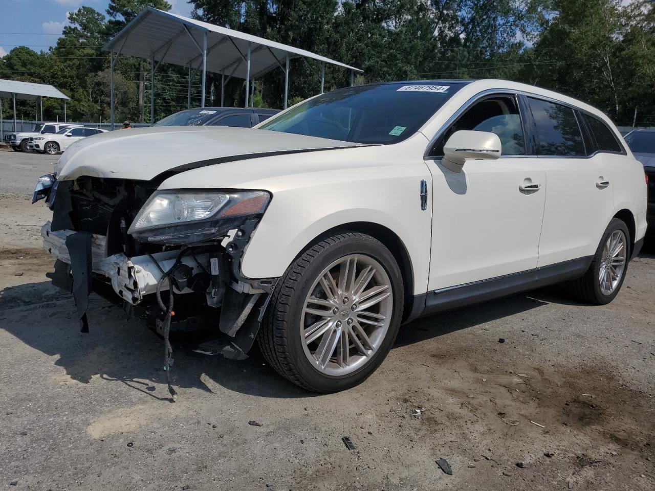 LINCOLN MKT 2013