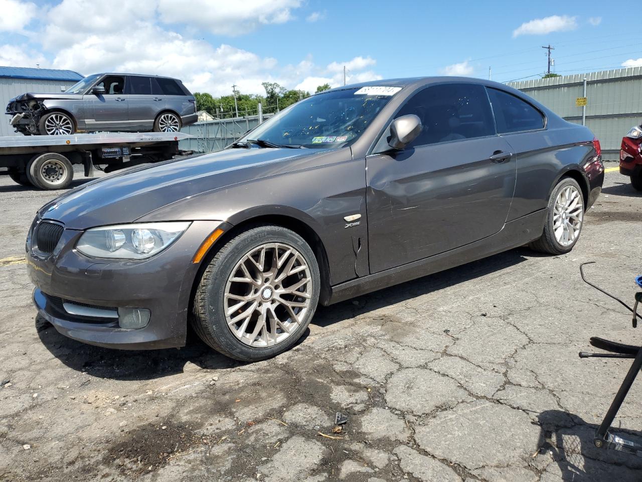 BMW 3 SERIES 2011