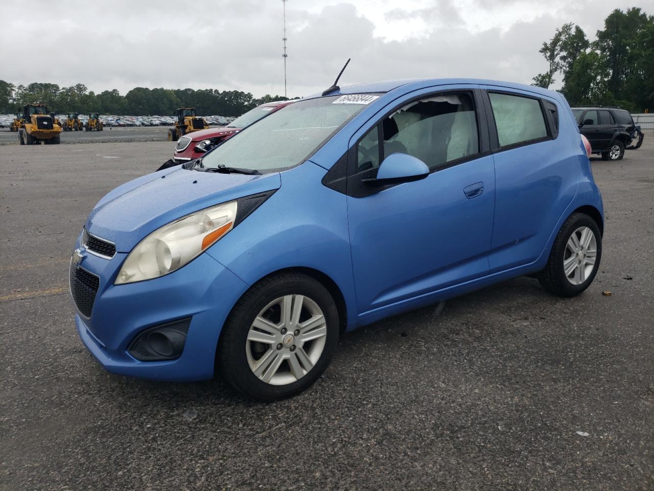 CHEVROLET SPARK 1LT 2013