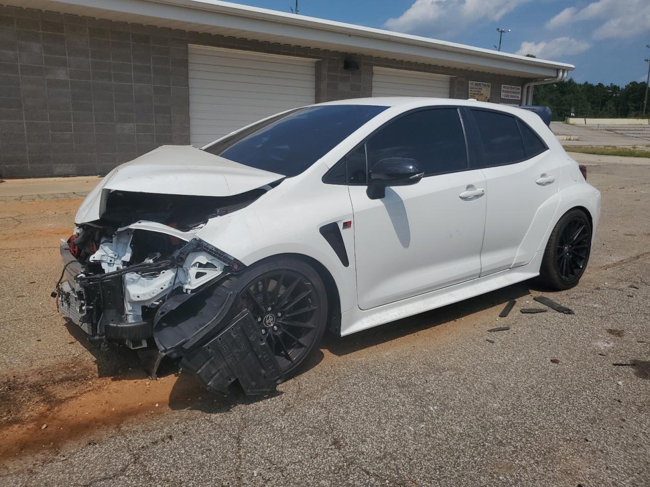 TOYOTA GR COROLLA 2024