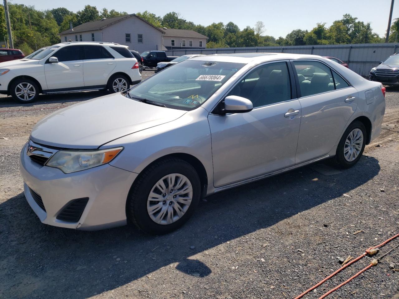 TOYOTA CAMRY BASE 2012