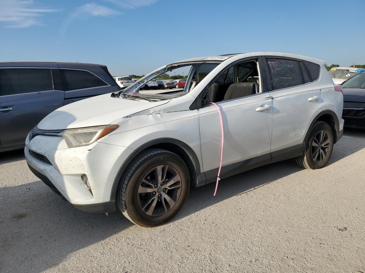 TOYOTA RAV4 XLE 2017