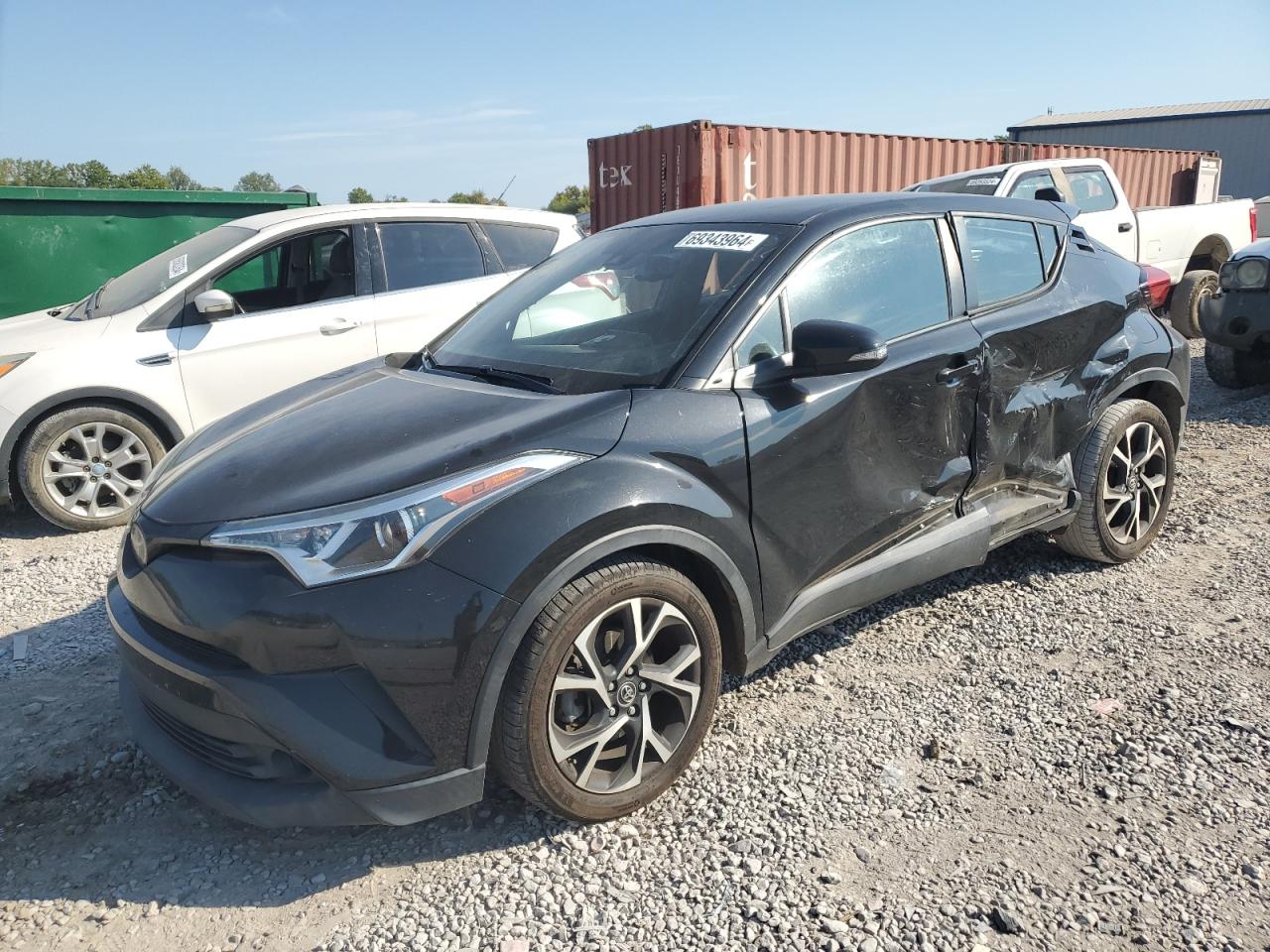 TOYOTA C-HR XLE 2018