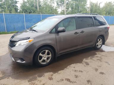 Toyota Sienna 2015