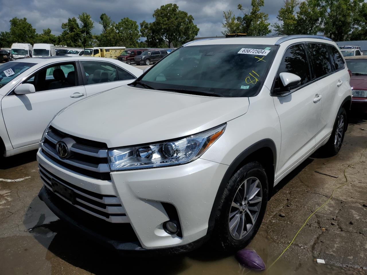 TOYOTA HIGHLANDER 2018