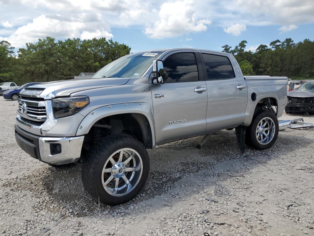 TOYOTA TUNDRA CRE 2015