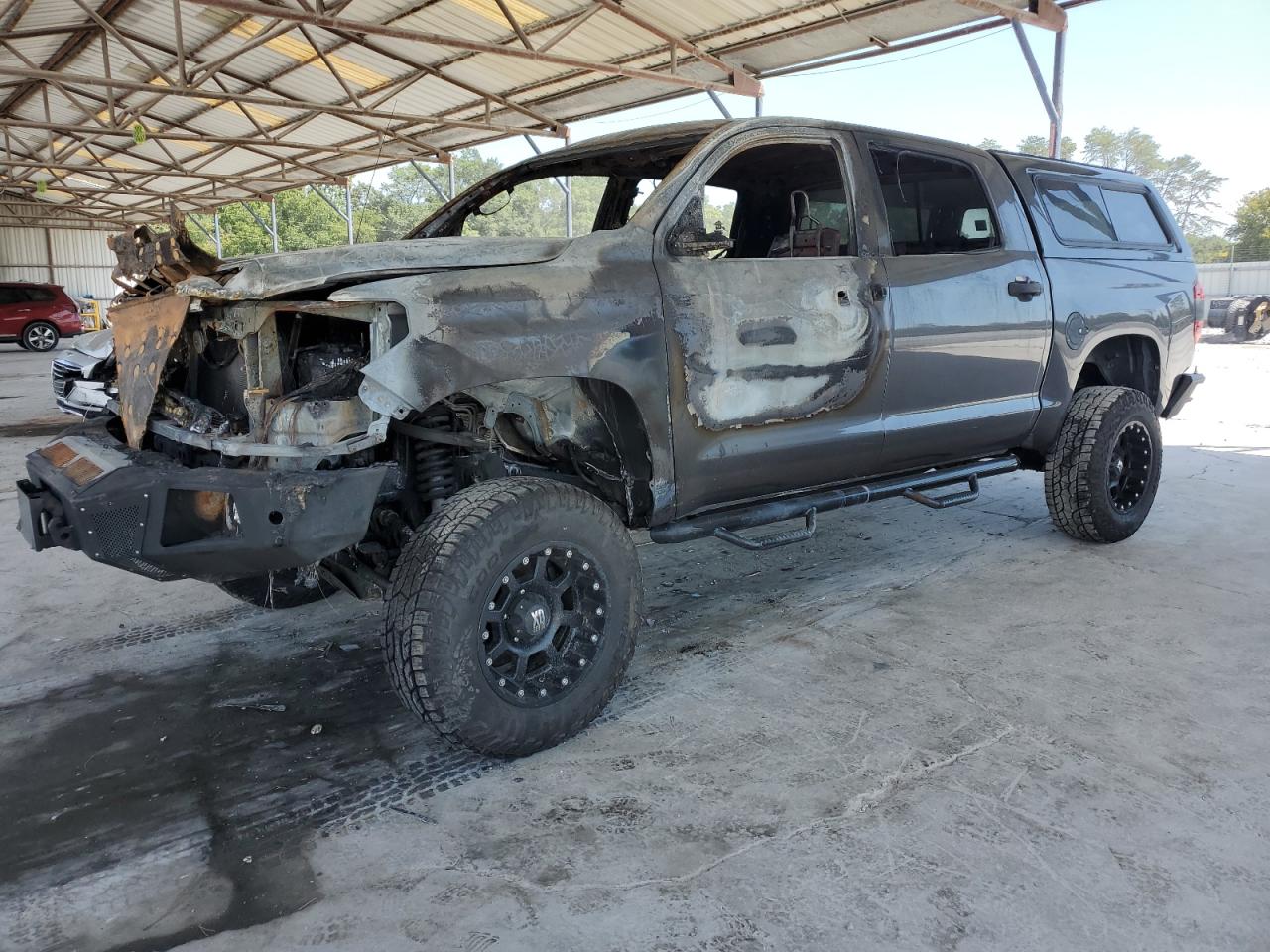 TOYOTA TUNDRA CRE 2014