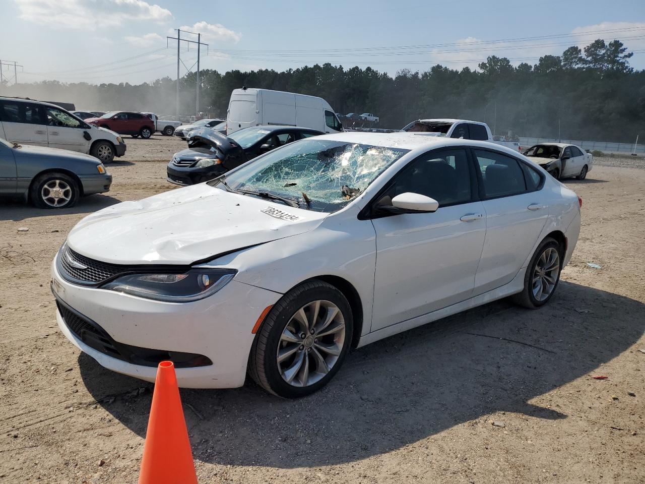 CHRYSLER 200 S 2015
