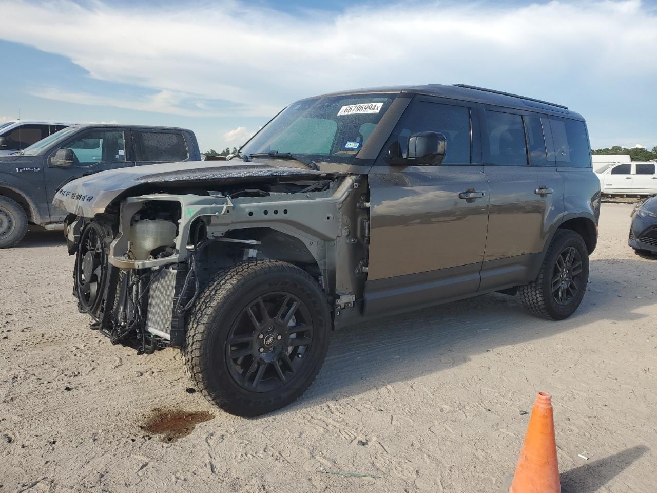 LAND ROVER DEFENDER 1 2024