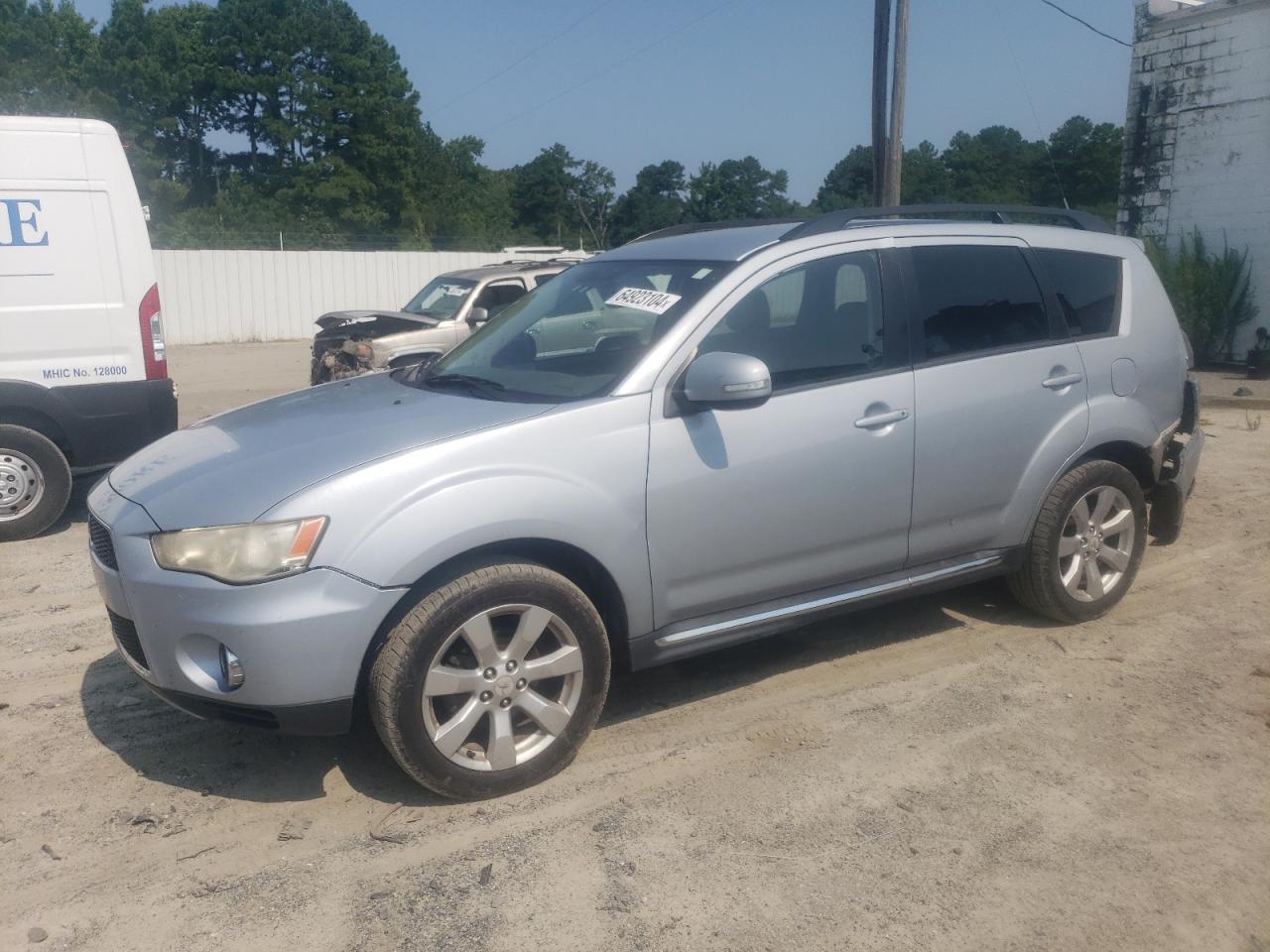 MITSUBISHI OUTLANDER 2010