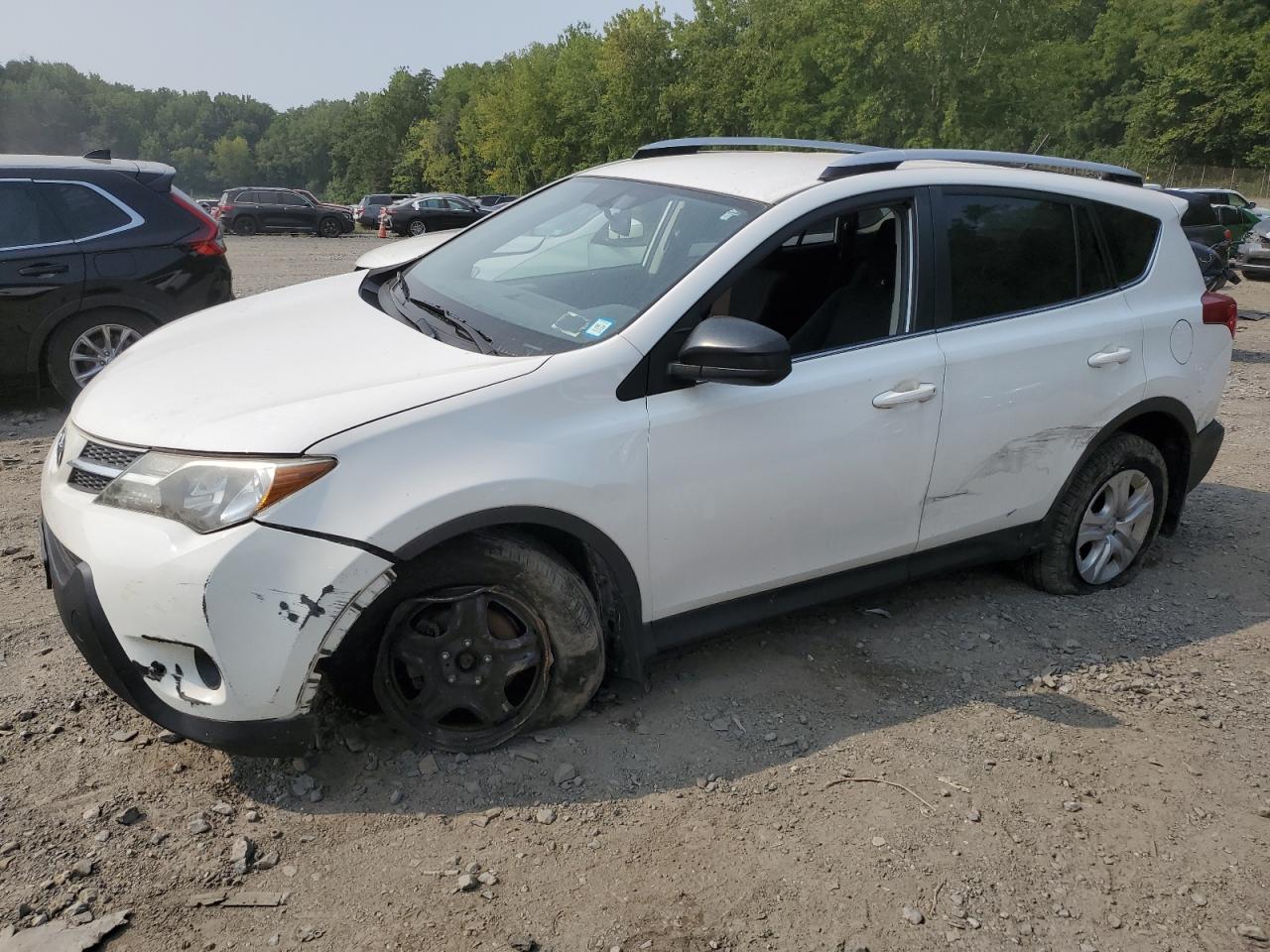 TOYOTA RAV4 LE 2015
