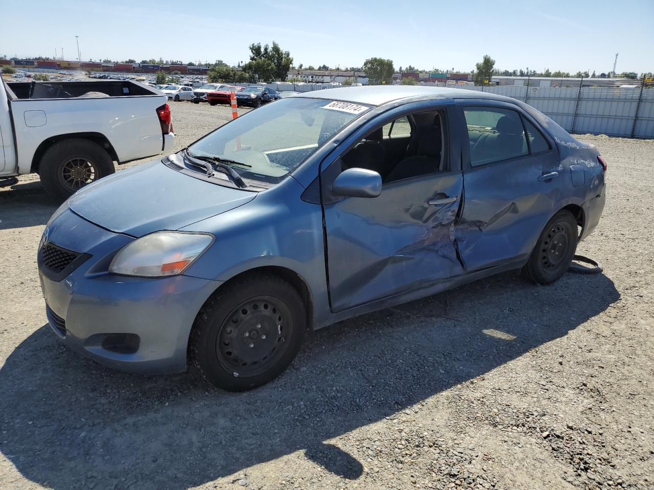 TOYOTA YARIS 2012