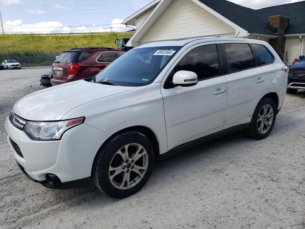 MITSUBISHI OUTLANDER 2014