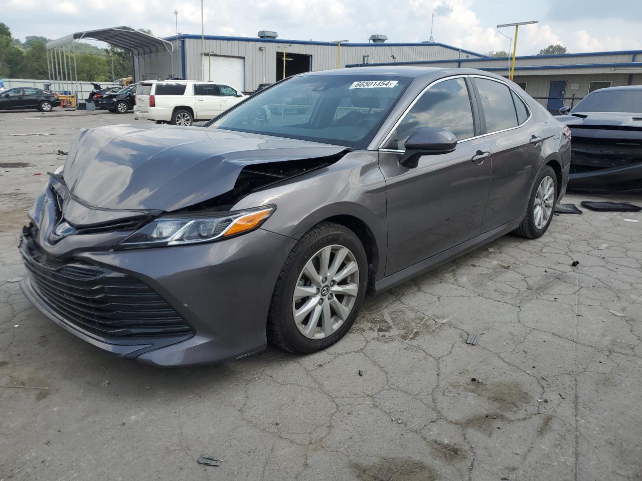 TOYOTA CAMRY LE 2020