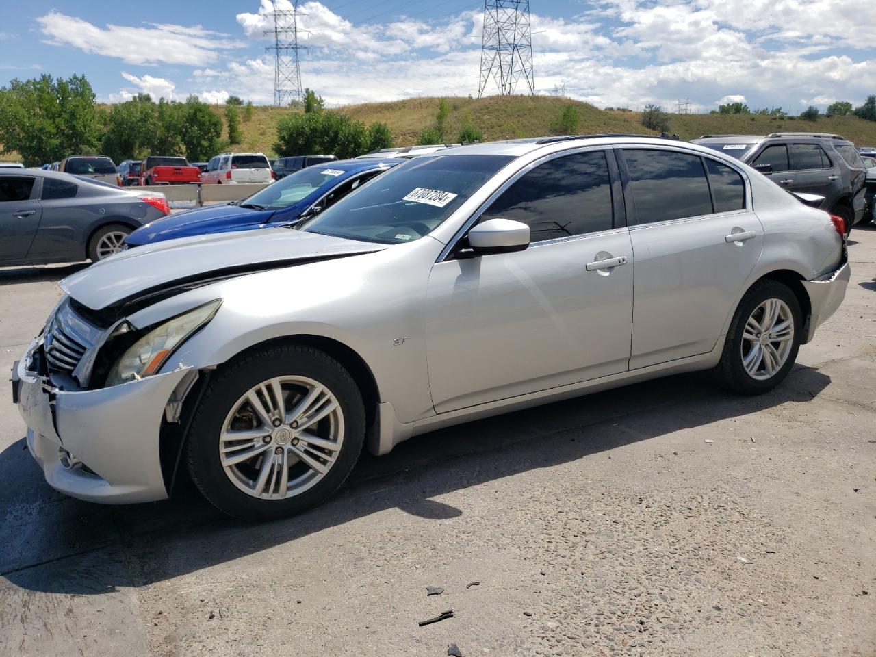 INFINITI Q40 2015