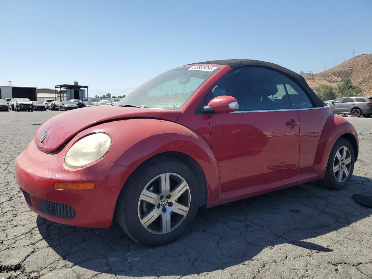 VOLKSWAGEN NEW BEETLE 2006