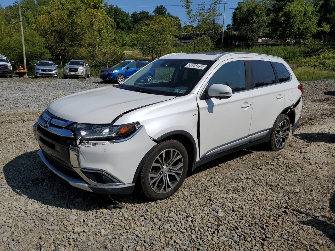 MITSUBISHI OUTLANDER 2017