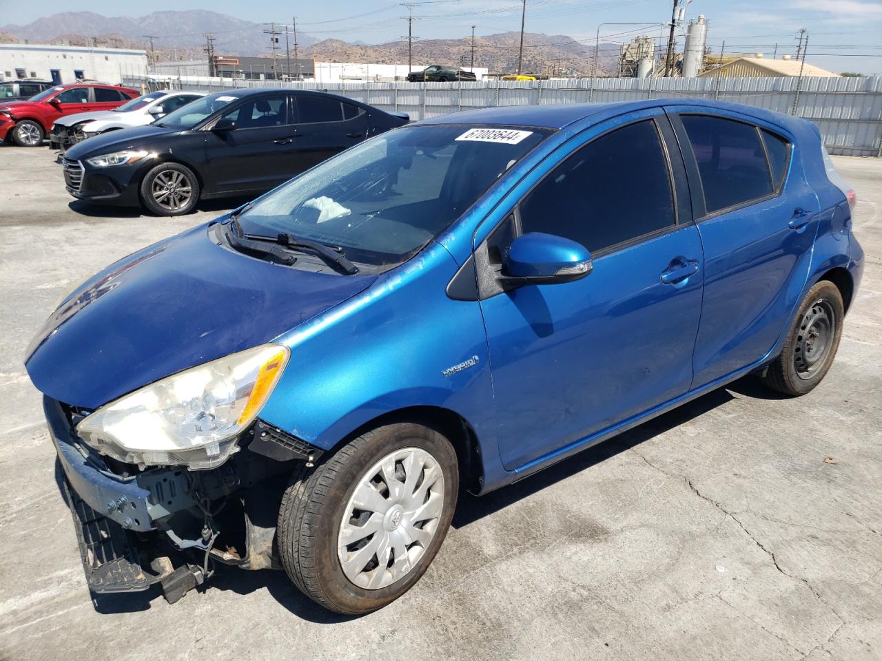 TOYOTA PRIUS C 2014