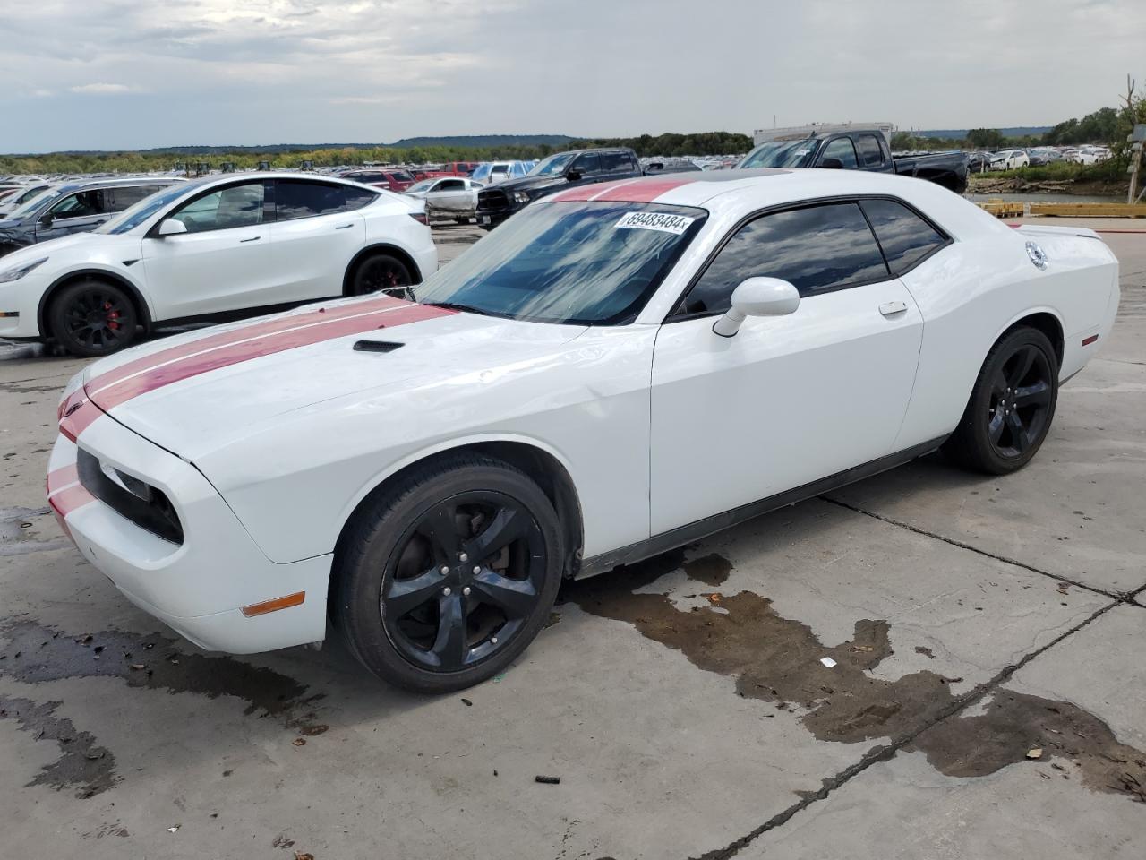 DODGE CHALLENGER 2013