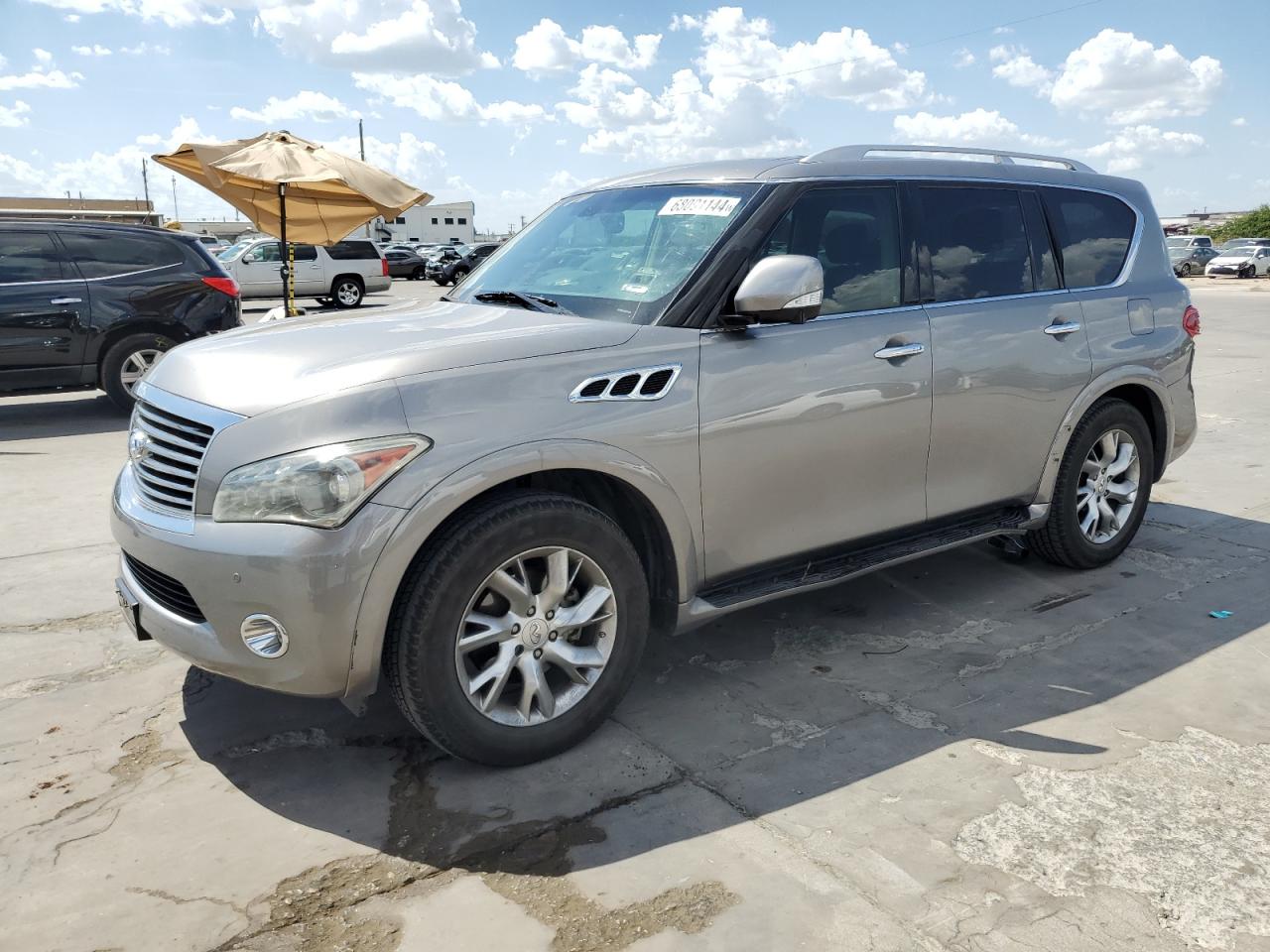 INFINITI QX56 2012