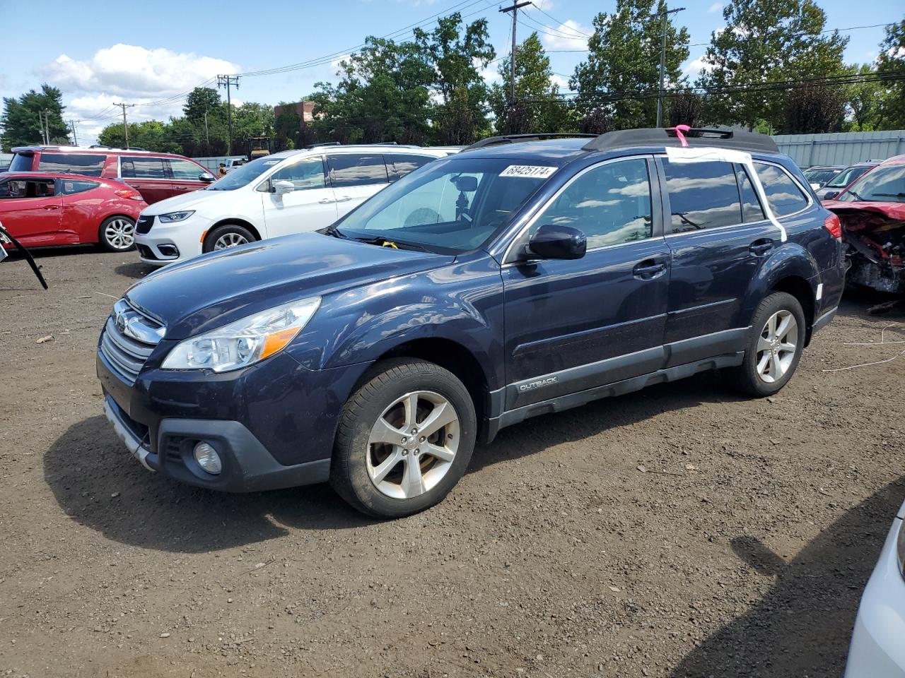 SUBARU OUTBACK 2. 2013