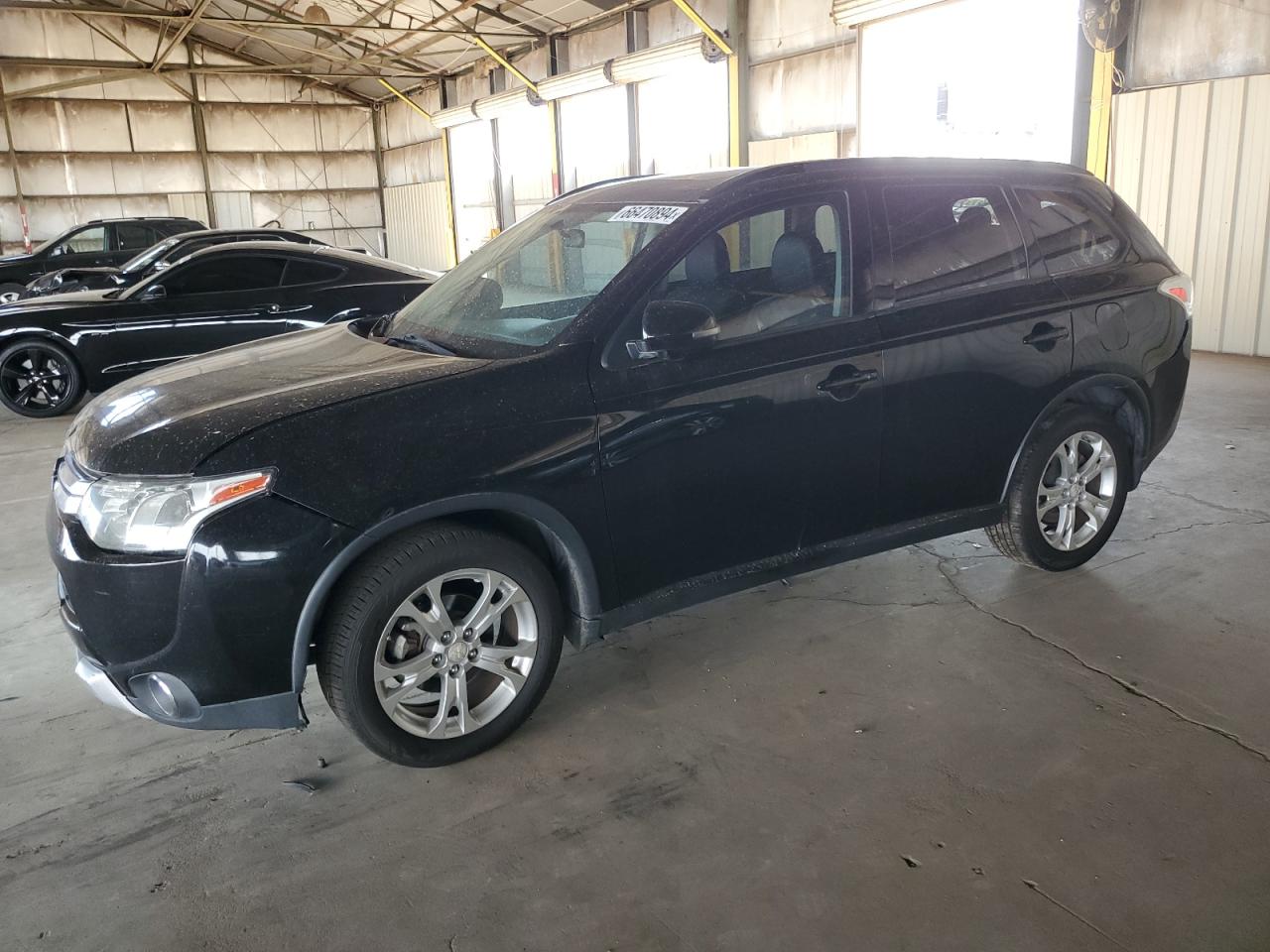 MITSUBISHI OUTLANDER 2015