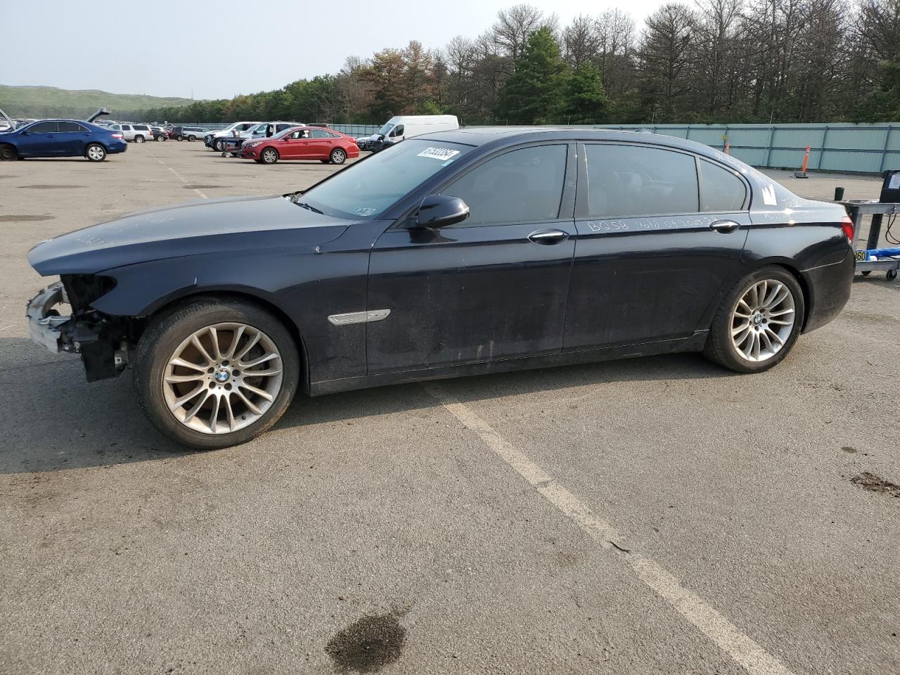 BMW 750 LXI 2013