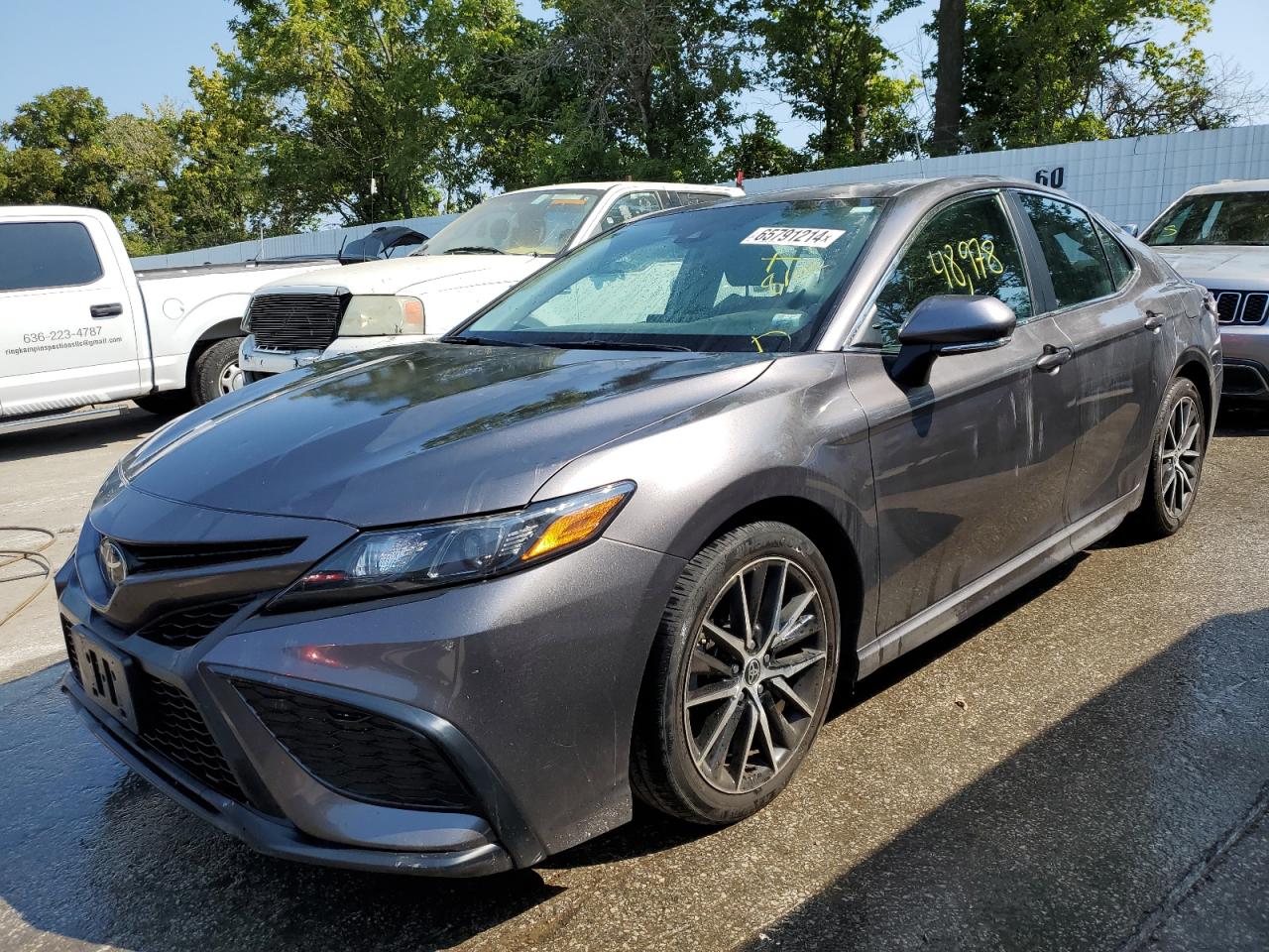 TOYOTA CAMRY SE 2021