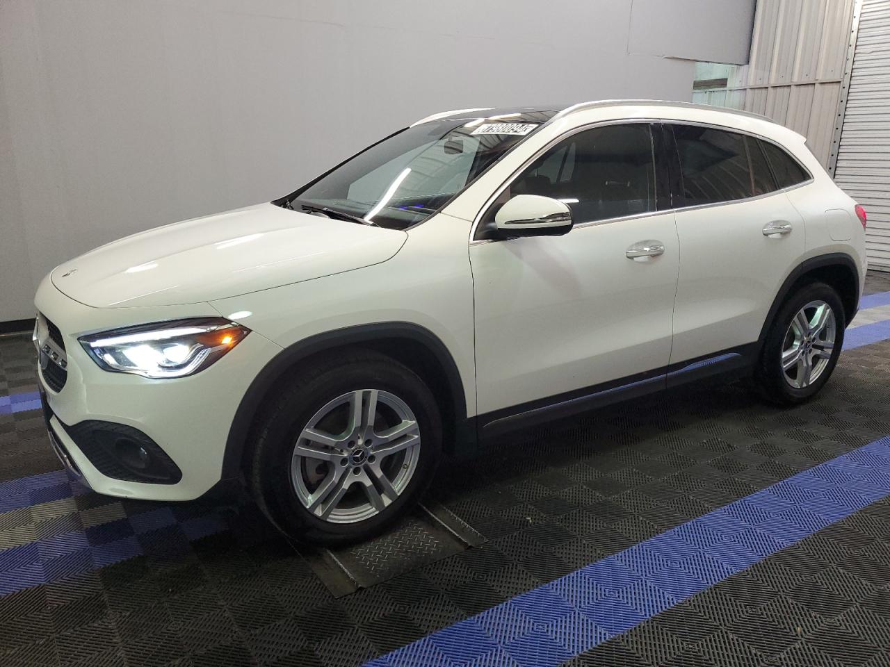 MERCEDES-BENZ GLA-CLASS 2023
