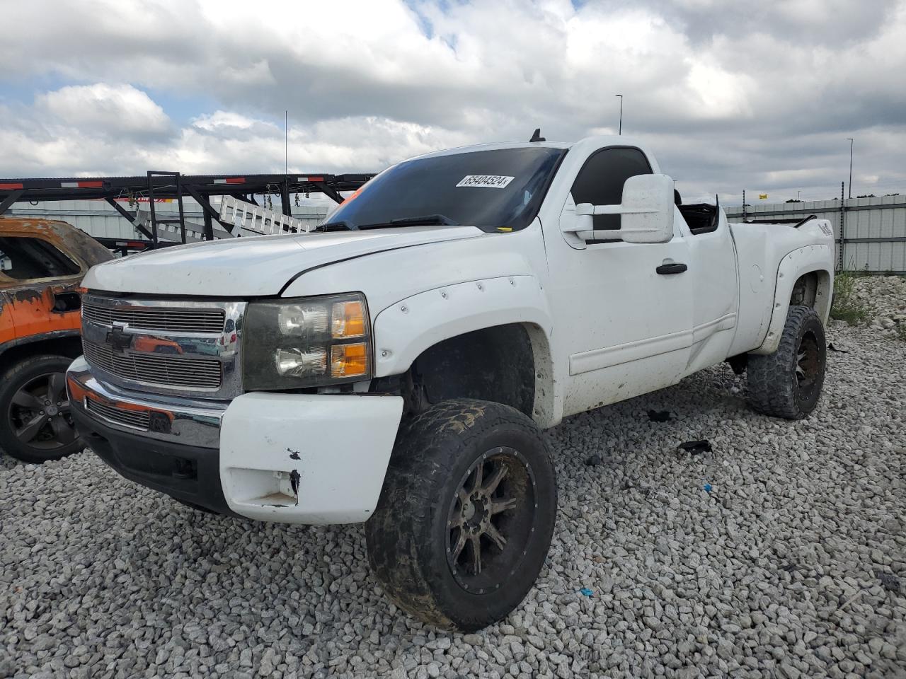 CHEVROLET SILVERADO 2011
