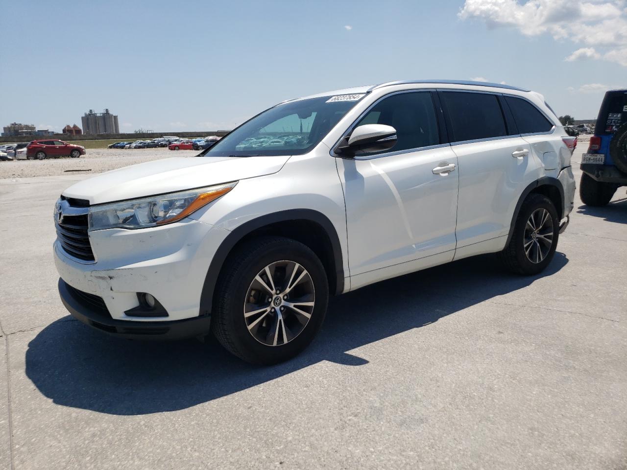 TOYOTA HIGHLANDER 2016