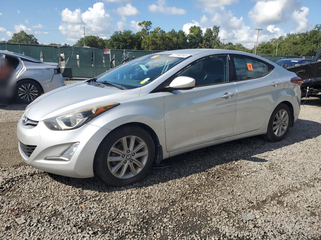 HYUNDAI ELANTRA 2016