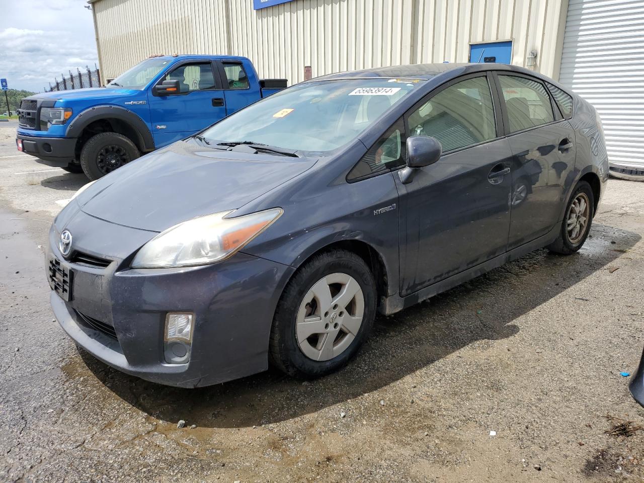 TOYOTA PRIUS 2011