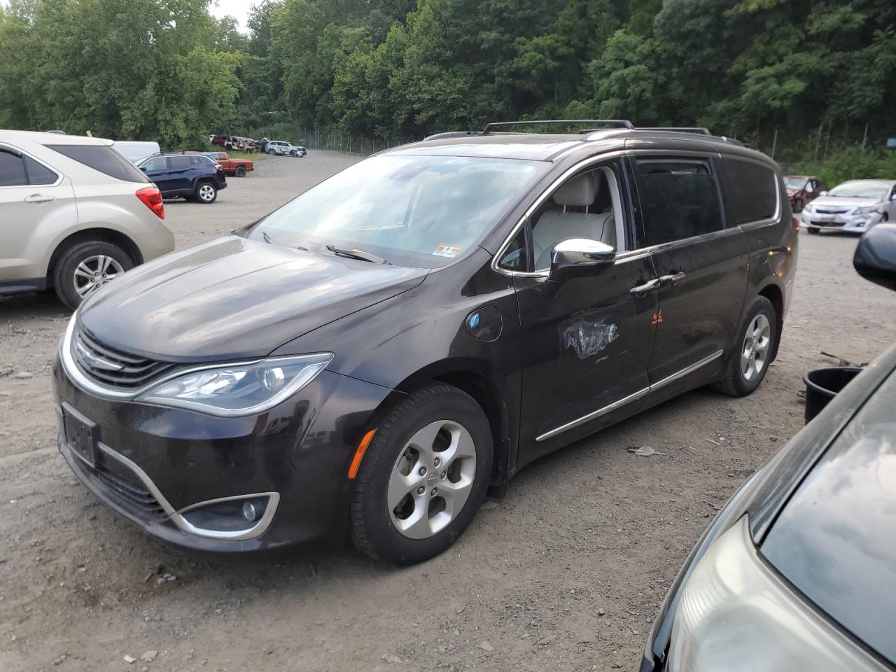 CHRYSLER PACIFICA E 2017