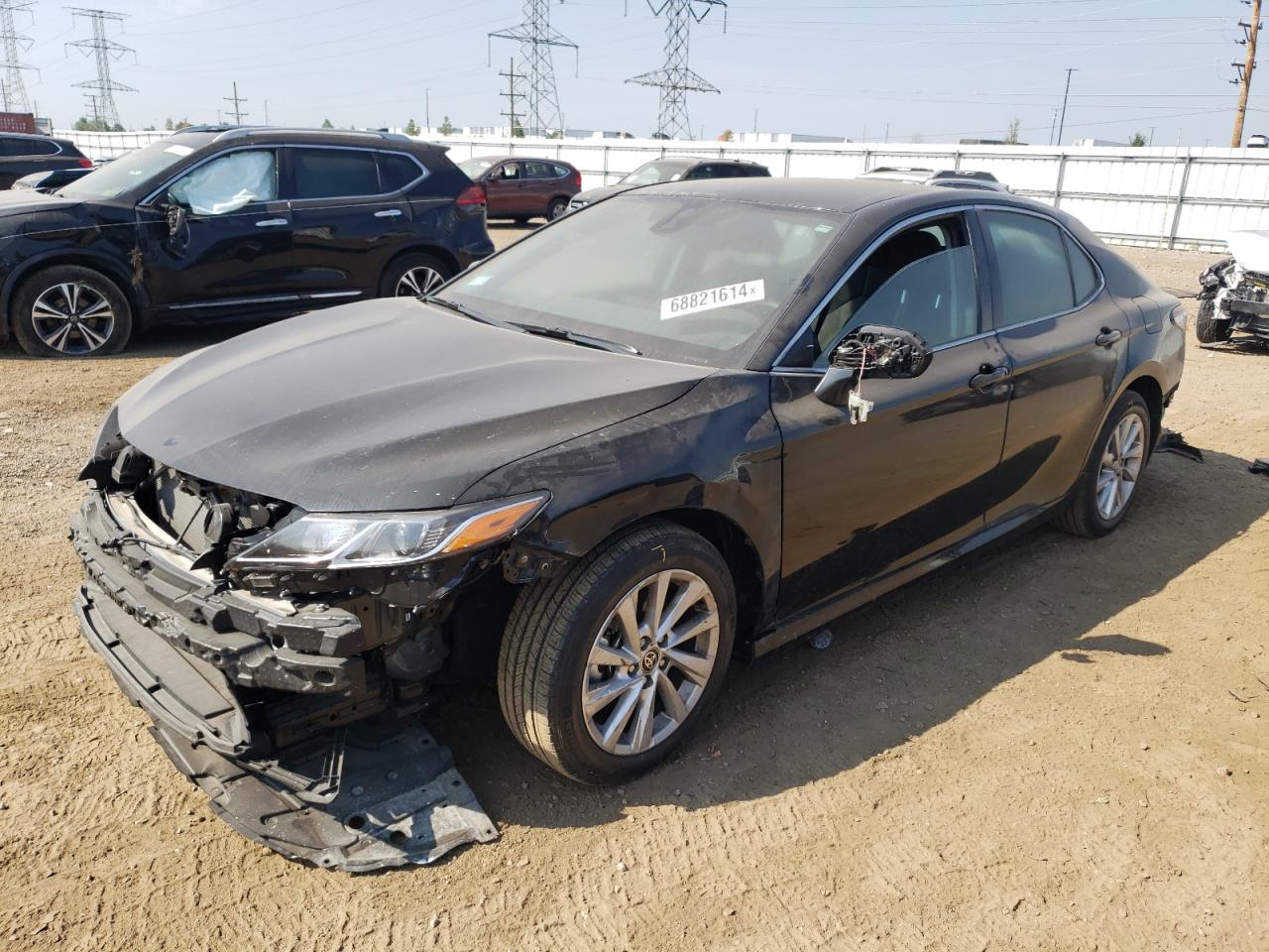TOYOTA CAMRY LE 2023