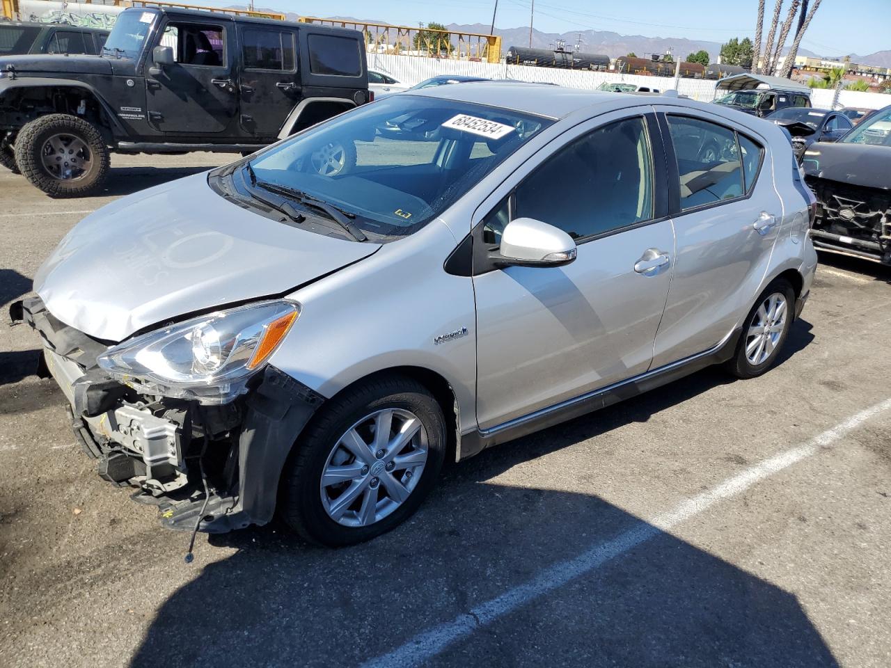 TOYOTA PRIUS C 2017