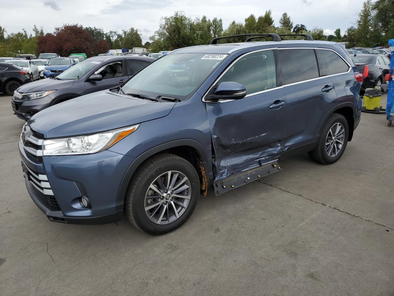 TOYOTA HIGHLANDER 2019