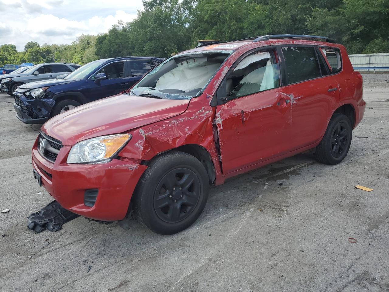 TOYOTA RAV4 2011
