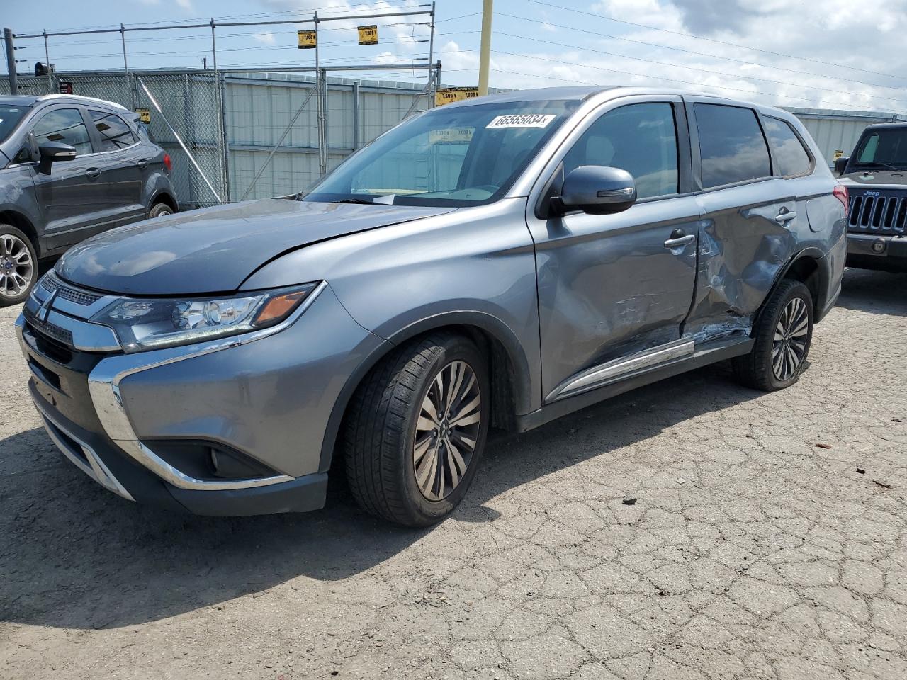 MITSUBISHI OUTLANDER 2019