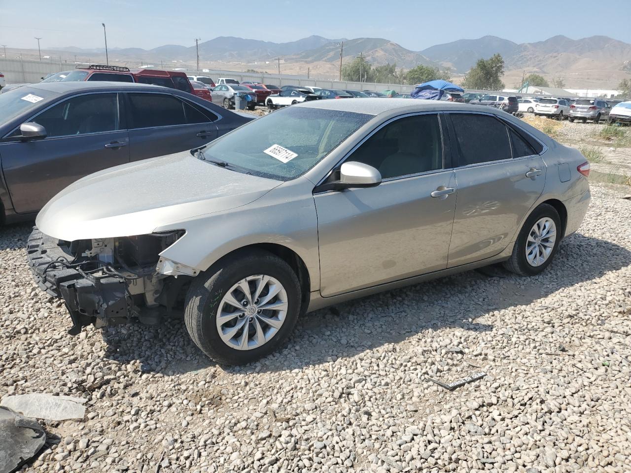 TOYOTA CAMRY LE 2015