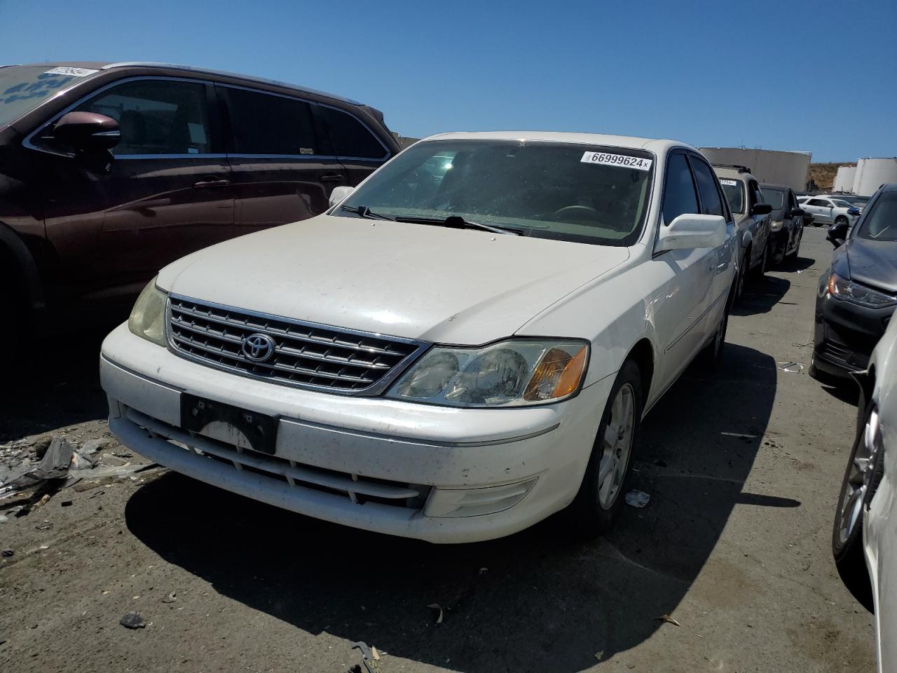 TOYOTA AVALON XL 2004