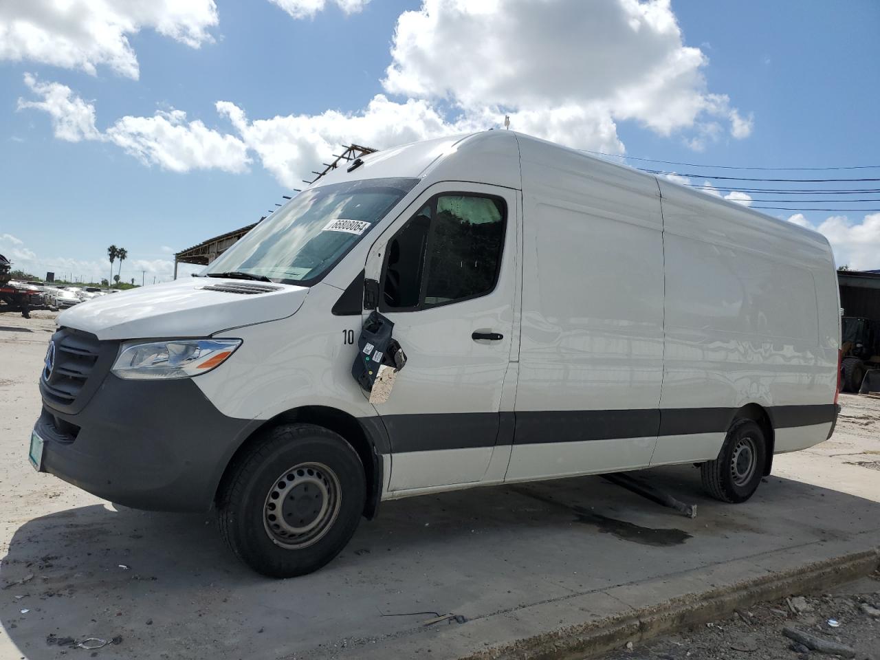 MERCEDES-BENZ Sprinter 2 2024
