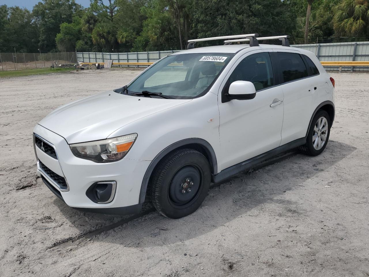 MITSUBISHI OUTLANDER 2014