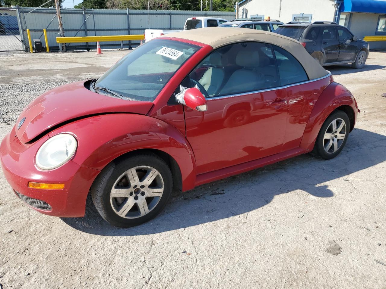 VOLKSWAGEN NEW BEETLE 2006