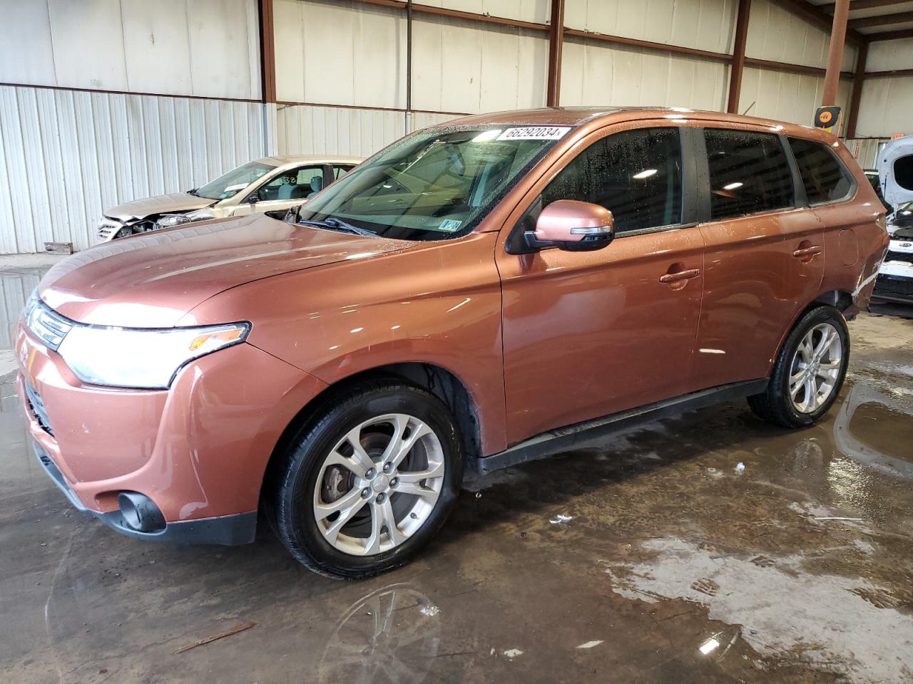 MITSUBISHI OUTLANDER 2014