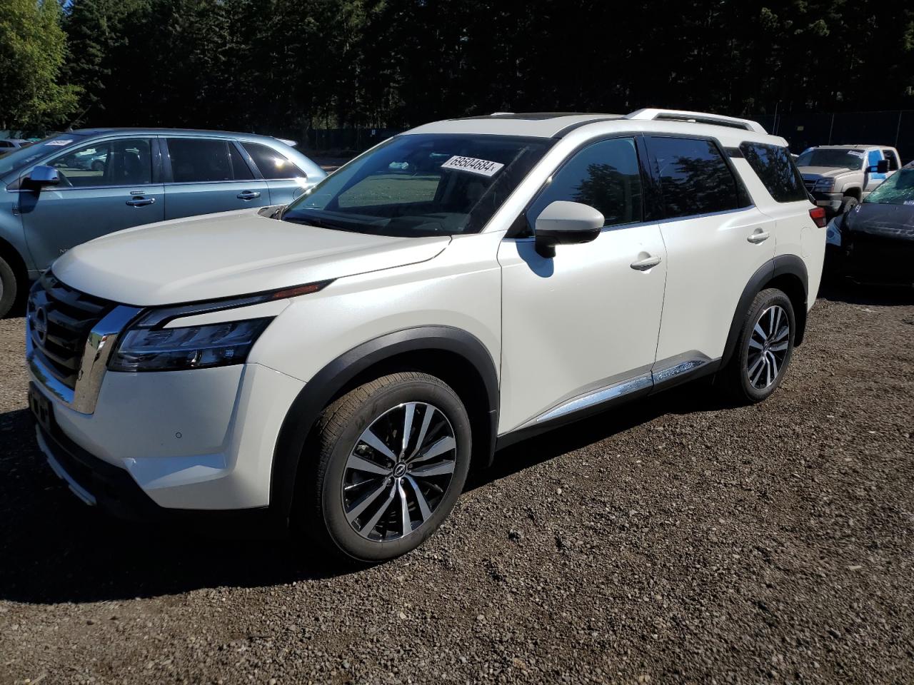 NISSAN PATHFINDER 2024