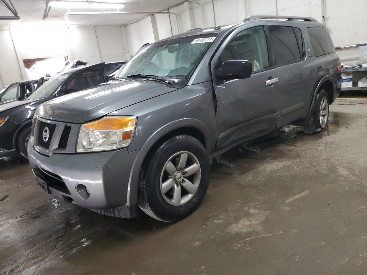 NISSAN Armada Sv 2014